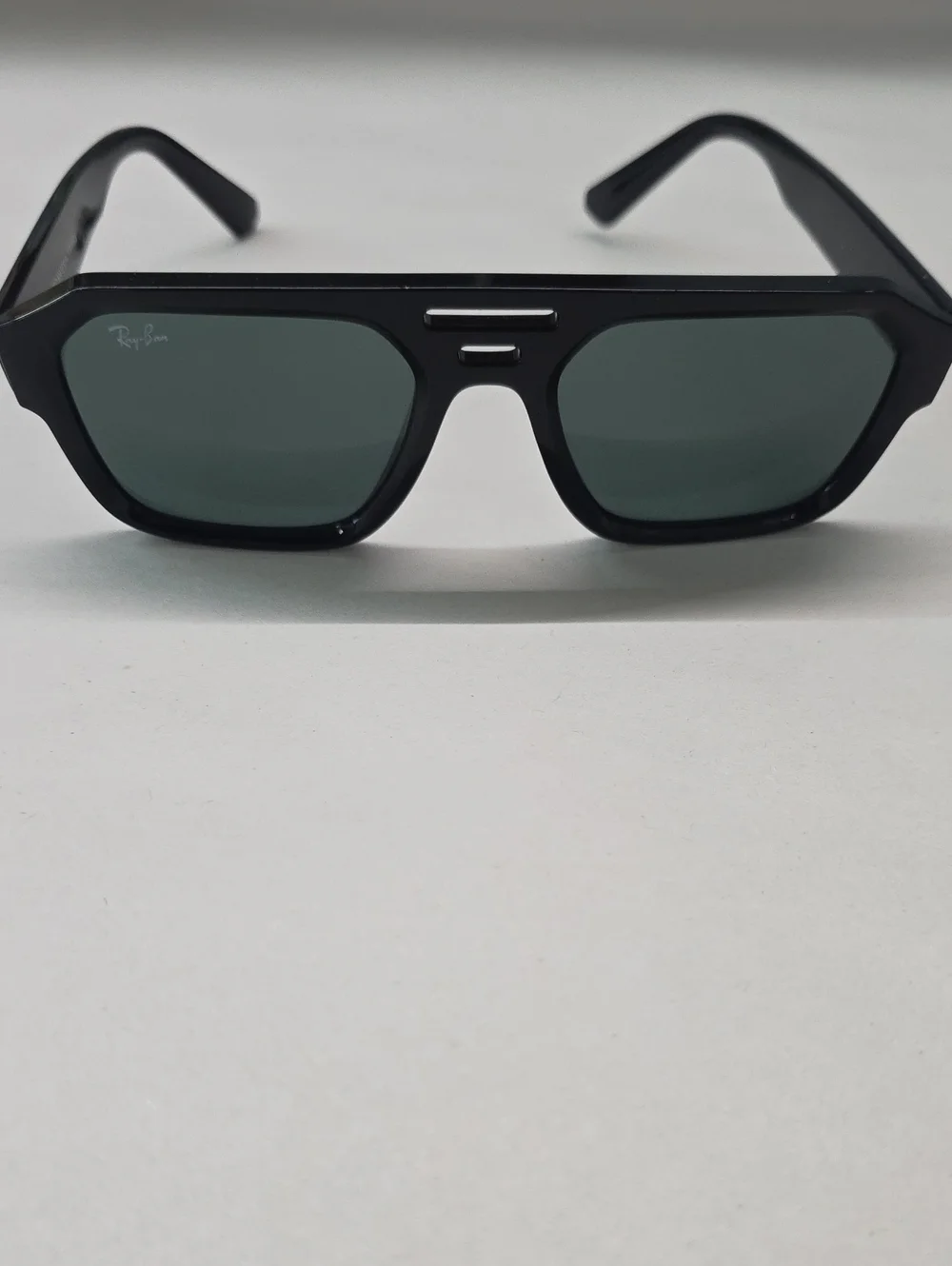 Ray-Ban Black RB4397 Corrigan Sunglasses Unisex PreOwned (Read Description)